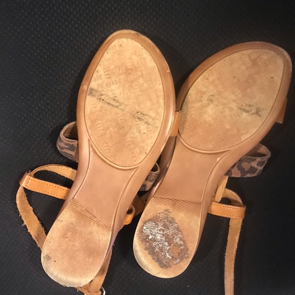 Leopard 🐆 sandals - Picture 3 of 3